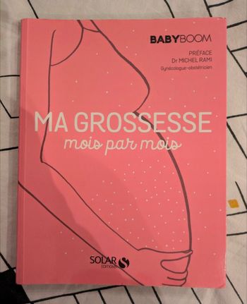 Livre "Ma grossesse mois par mois"