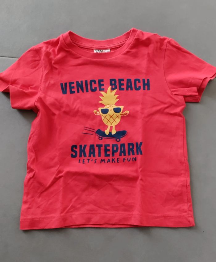 Tee shirt rouge Tape à l'Oeil 2 ans 2€