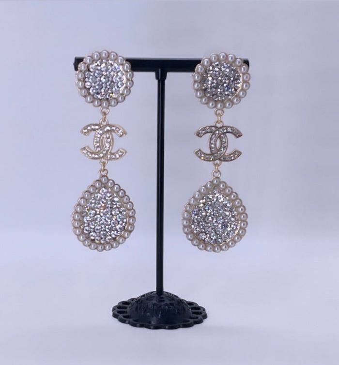 Boucles d’oreilles pendantes neuf