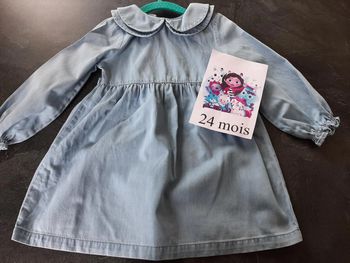 Robe 24 mois