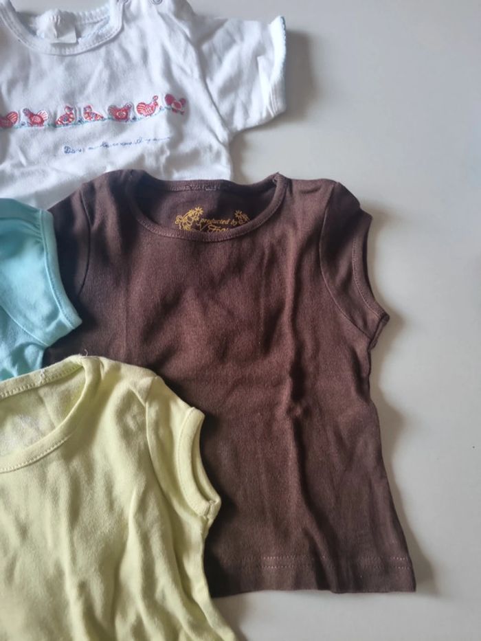 Lot tee-shirts 6 mois - photo numéro 4