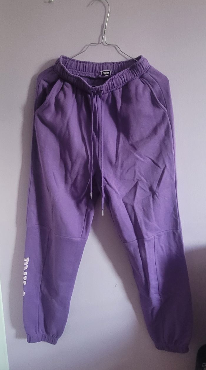 Jogging violet - photo numéro 3