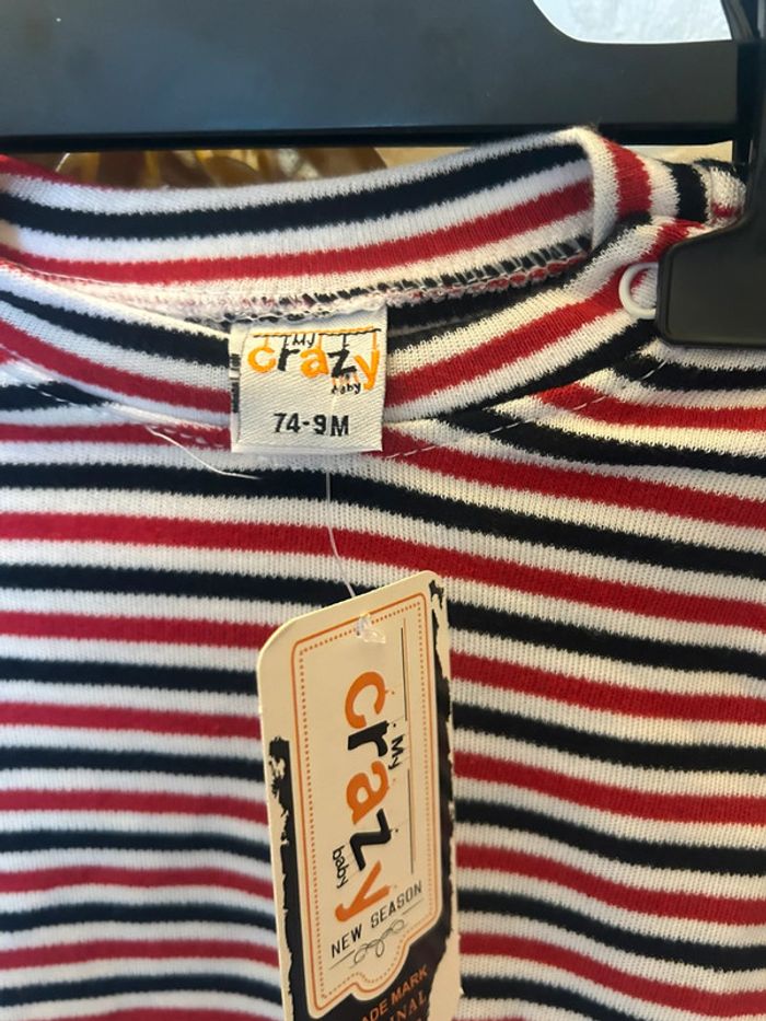 T shirt manches longues rayés noir blanc rouge 9mois fille neuf avec étiquette - photo numéro 2
