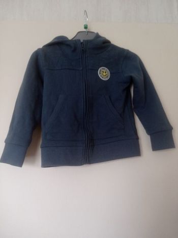 Gilet avec capuche