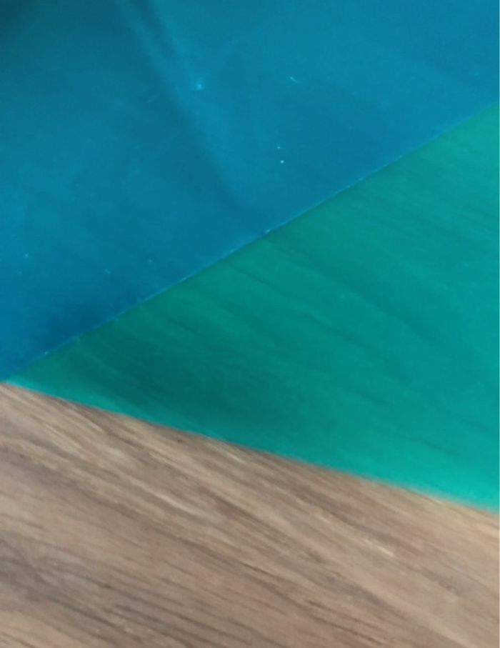 2 protèges cahier format a4 21x29,7 neuves jamais utilisées translucides colorés - photo numéro 2