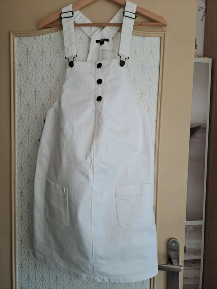 Robe blanche maternité kiabi 36 1 micro tâche qu'on ne voit pas portée 1 fois pr séance photos - photo numéro 4