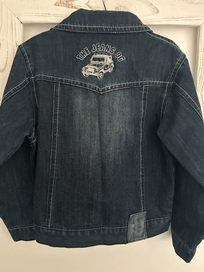 Veste neuve en jean 6 ans - photo numéro 3