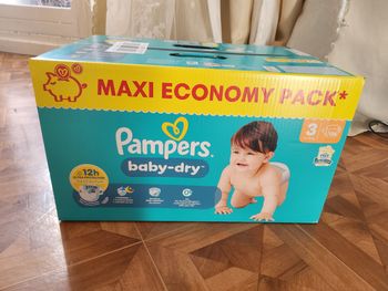 Couches Pampers Baby-Dry 