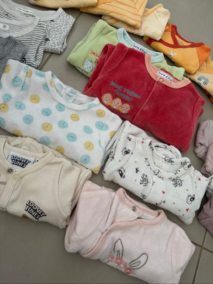 Lot vêtement bébé fille - taille 0 mois - photo numéro 3