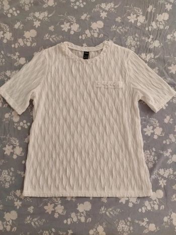 Très joli t-shirt blanc avec perles Shein taille L