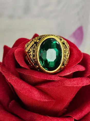 Bague texturee avec pierre topaz ronde en acier inoxydable