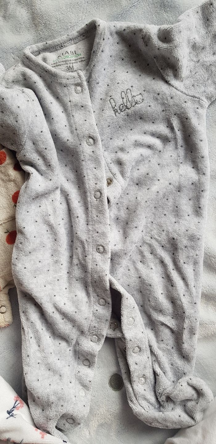 Gros lot pijamas 3 mois fille - photo numéro 7