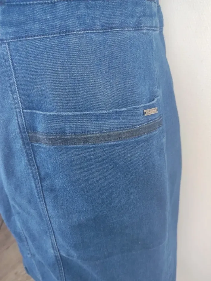 Robe mi-longue en jeans sans manches avec poches et empiècements bleu marine taille 38 Felino - photo numéro 7