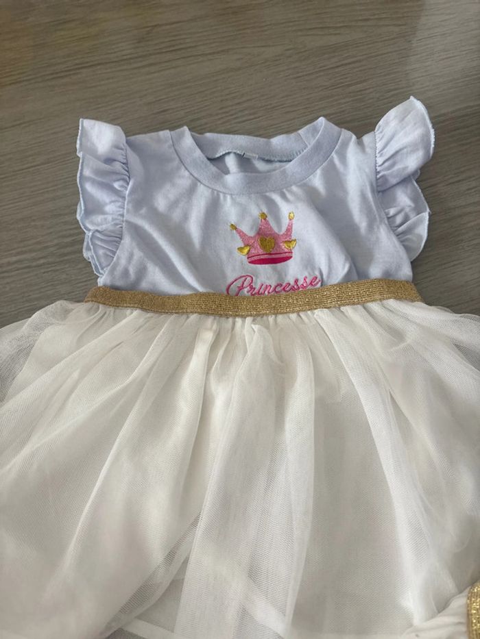 Robe 6 mois - photo numéro 3
