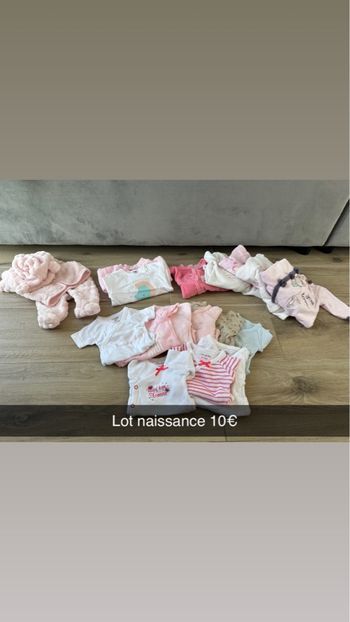 Lot vêtements bébé fille