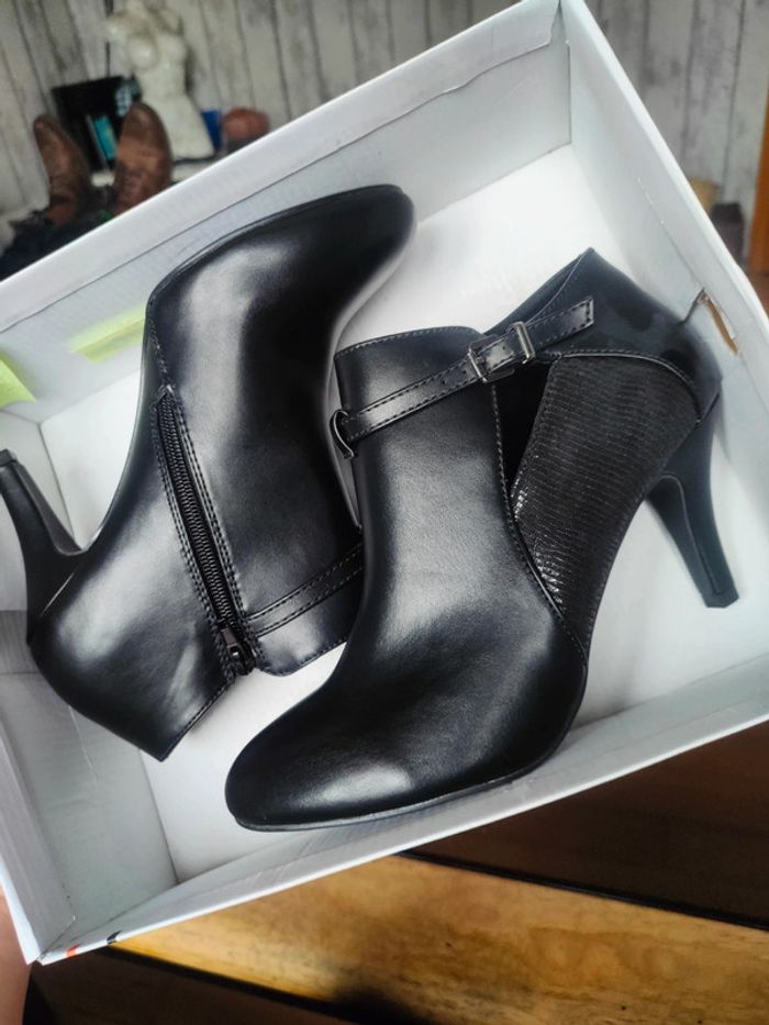 NEUF - Bottines noires 41 - photo numéro 4