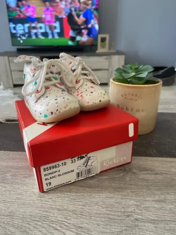 Chaussure kickers 19