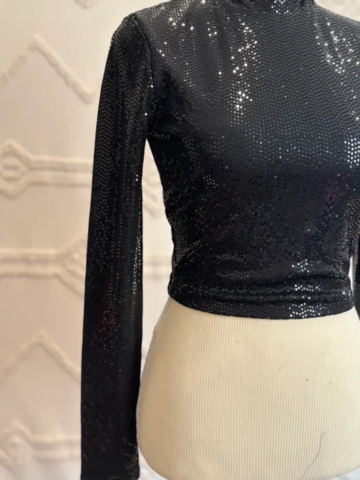 Top noir à sequins dos-nu Tally Weijl – col montant manches longues – taille S – état neuf y2k - photo numéro 5