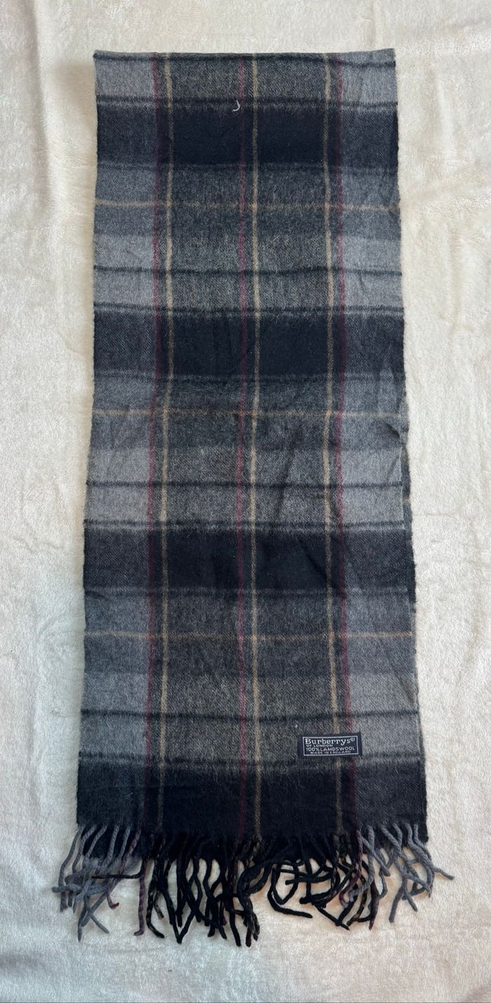 Écharpe Burberrys – 100% Lambswool – Made in England - photo numéro 3