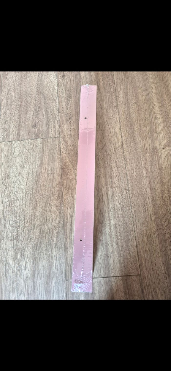 Petite étagère rose neuve - photo numéro 4