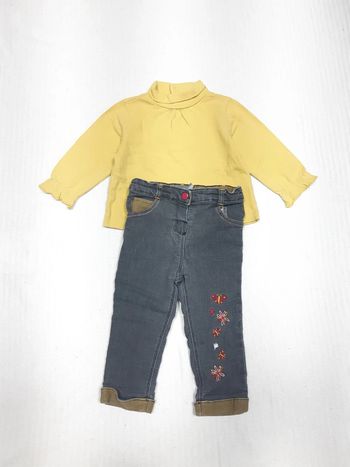 Tenue haut col roulé et pantalon 18 mois