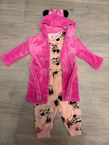 Pyjama et robe de chambre