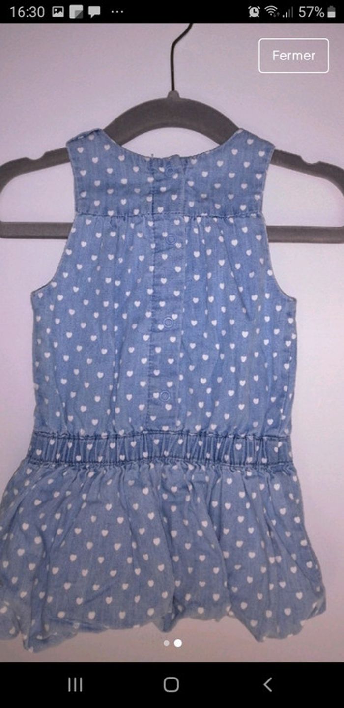 Robe 1 mois TBE - photo numéro 5