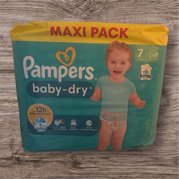 Couche Pampers Taille 7
