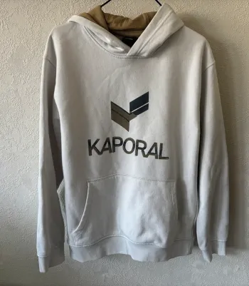 Pull Kaporal