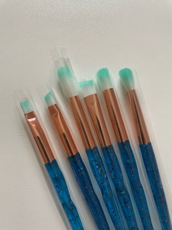 Lot pinceaux à maquillage bleu - photo numéro 2