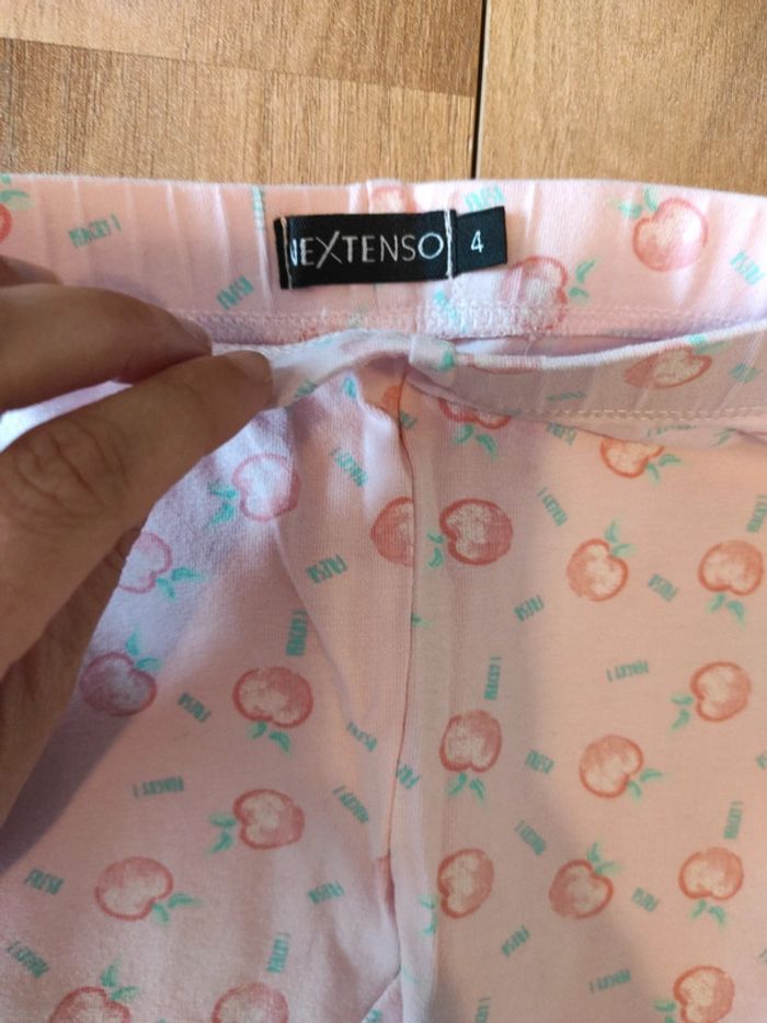 Pantacourt short legging 4 ans en TBE - photo numéro 2