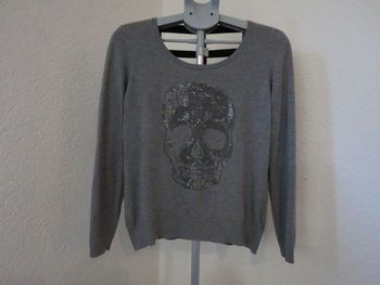 pull gris breal tête de mort strass T4