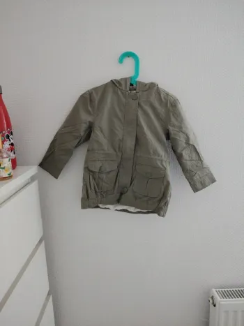 Manteau mi-saison neuf taille 3 ans