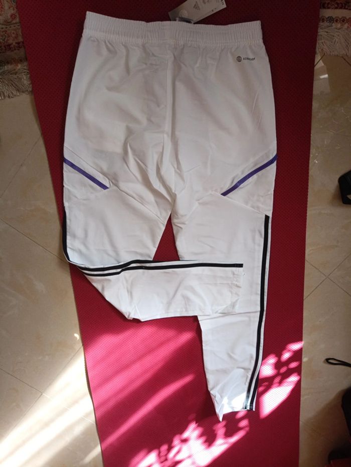 Pantalon de foot Real Madrid, Adidas Authentique Officiel taille enfant 15/16 ans, Neuf - photo numéro 11