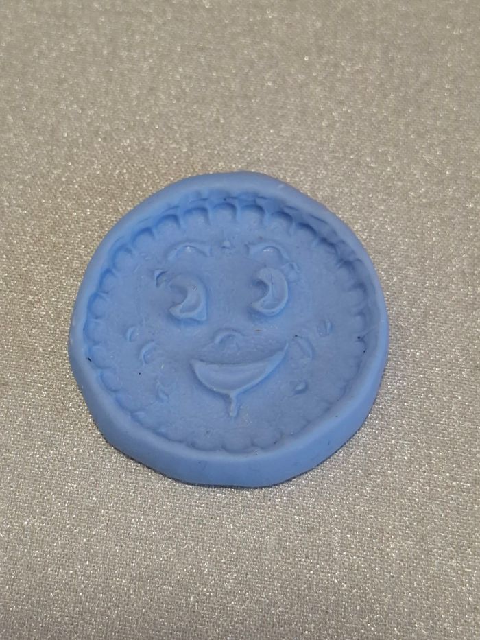 Joli lot 4 moules silicone gâteau BN et Oréo neuf - photo numéro 4