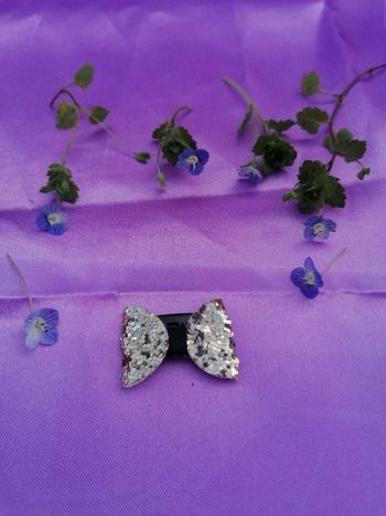 Pince  bébé dorée