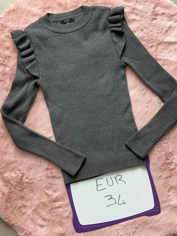 Pull EUR 34