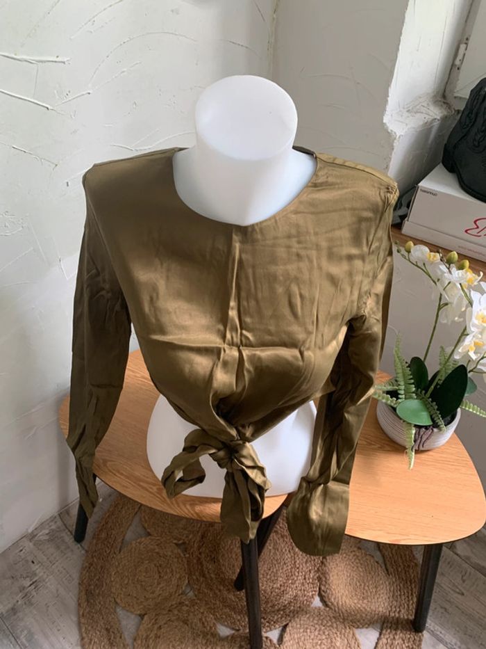 Top court Zara manches longues taille S