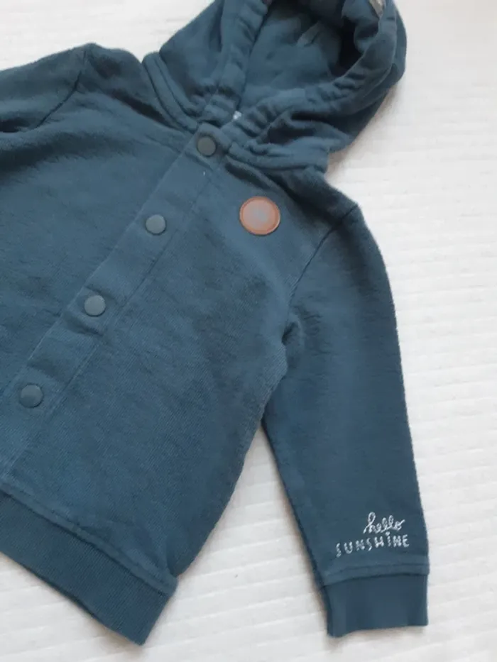 Gilet zippé à capuche Tape à l'oeil 18 mois - photo numéro 2