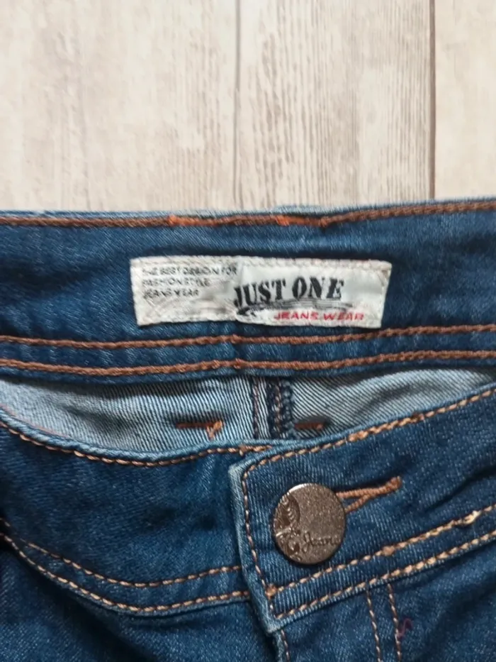 Short 42 - photo numéro 4