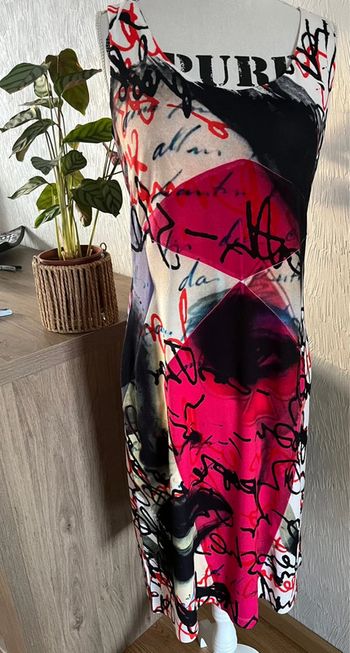 Superbe robe Eroke taille 42