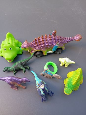 Lot dinosaures petite taille