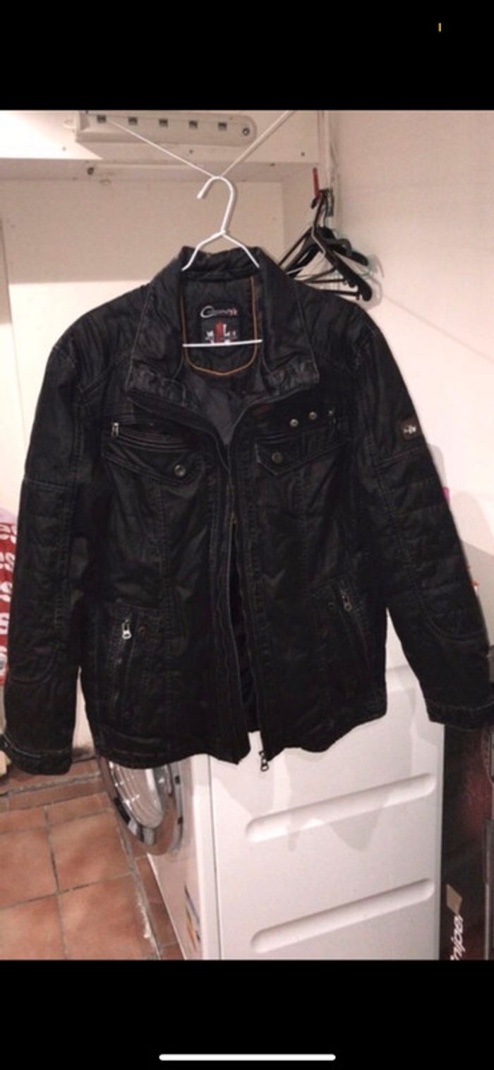 Blouson noir - photo numéro 2