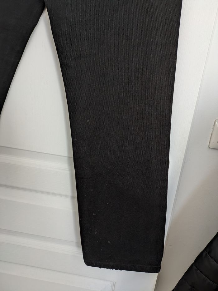 Jean droit noir - Valentino - taille 34 (FR 44) - photo numéro 6