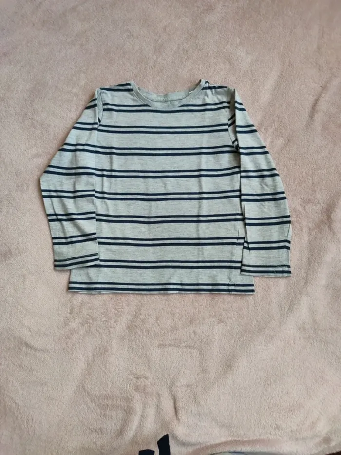 7 T-shirts à manches longues 6 ans 110-116cm - photo numéro 5