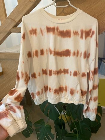 Pull sweat court blanc tie and dye