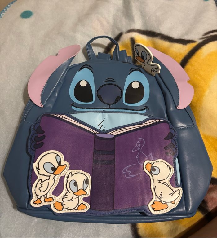 Superbe sac à dos Stitch neuf - photo numéro 2