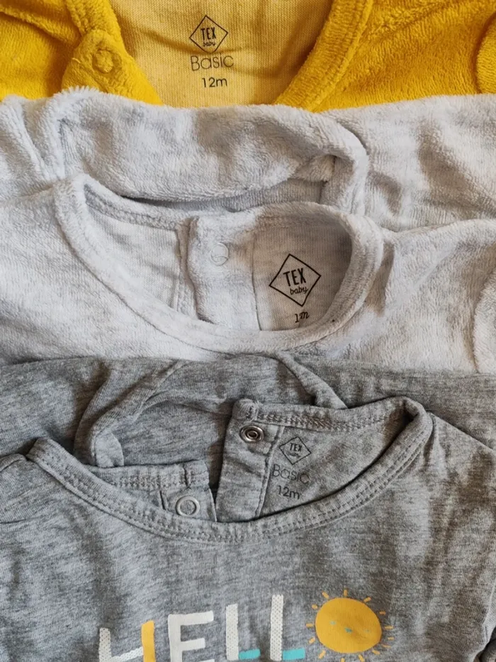Lot 12 mois pyjamas velour et cotonpied anti derapant - photo numéro 3