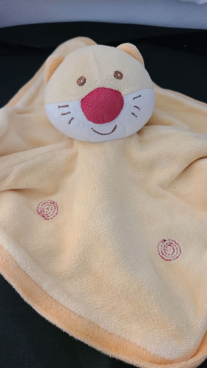 Chat SUCRE D'ORGE doudou carré plat orange spirales - photo numéro 3