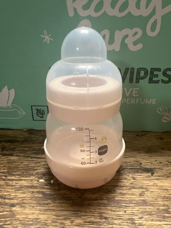 Biberon rose pale MAM